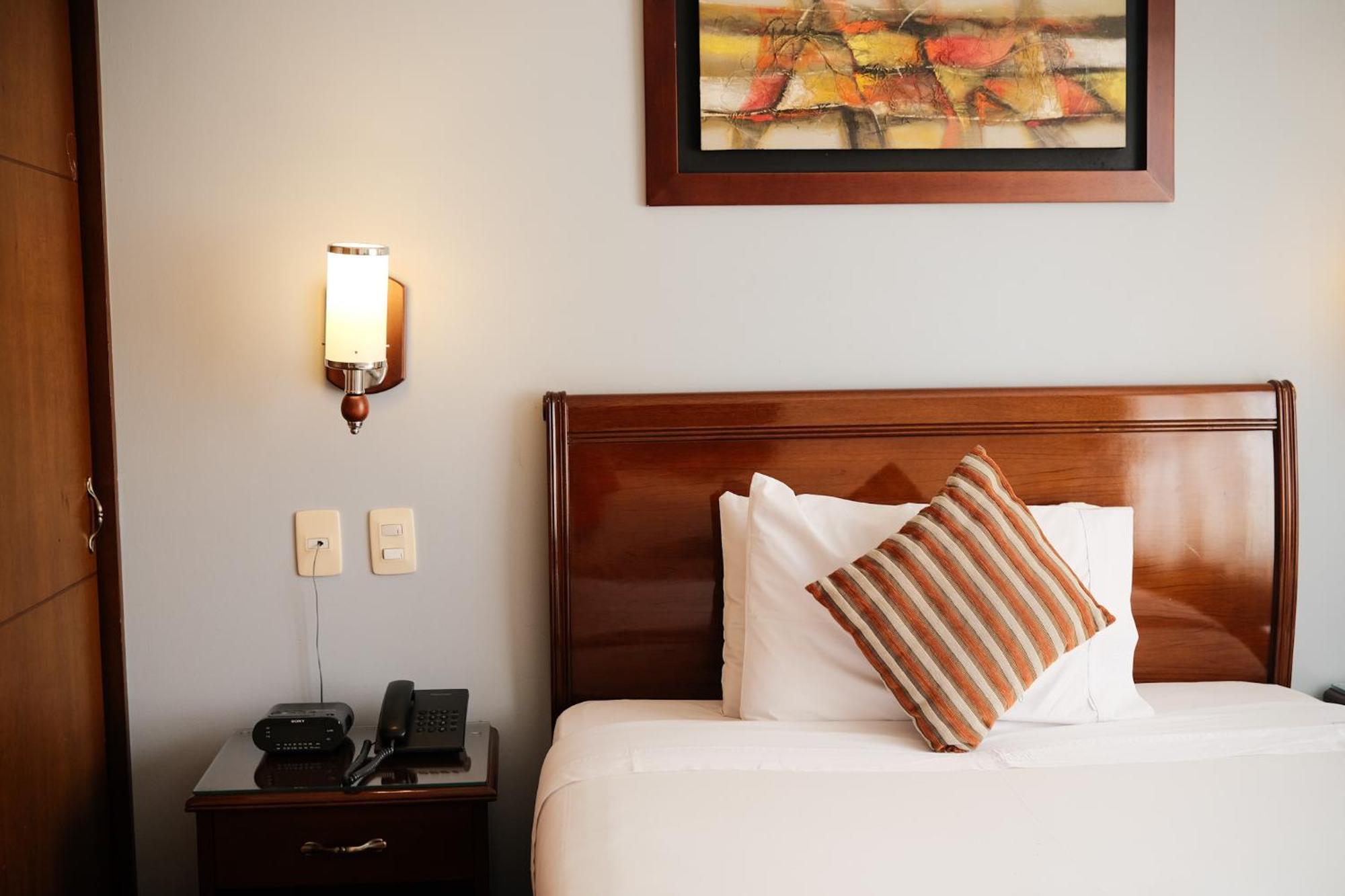 Hotel San Pablo Богота Екстериор снимка